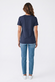 Basic Decency 2028 Relaxed V-neck T-shirt